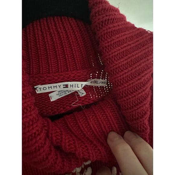 Tommy Hilfiger - Picture 7 of 9